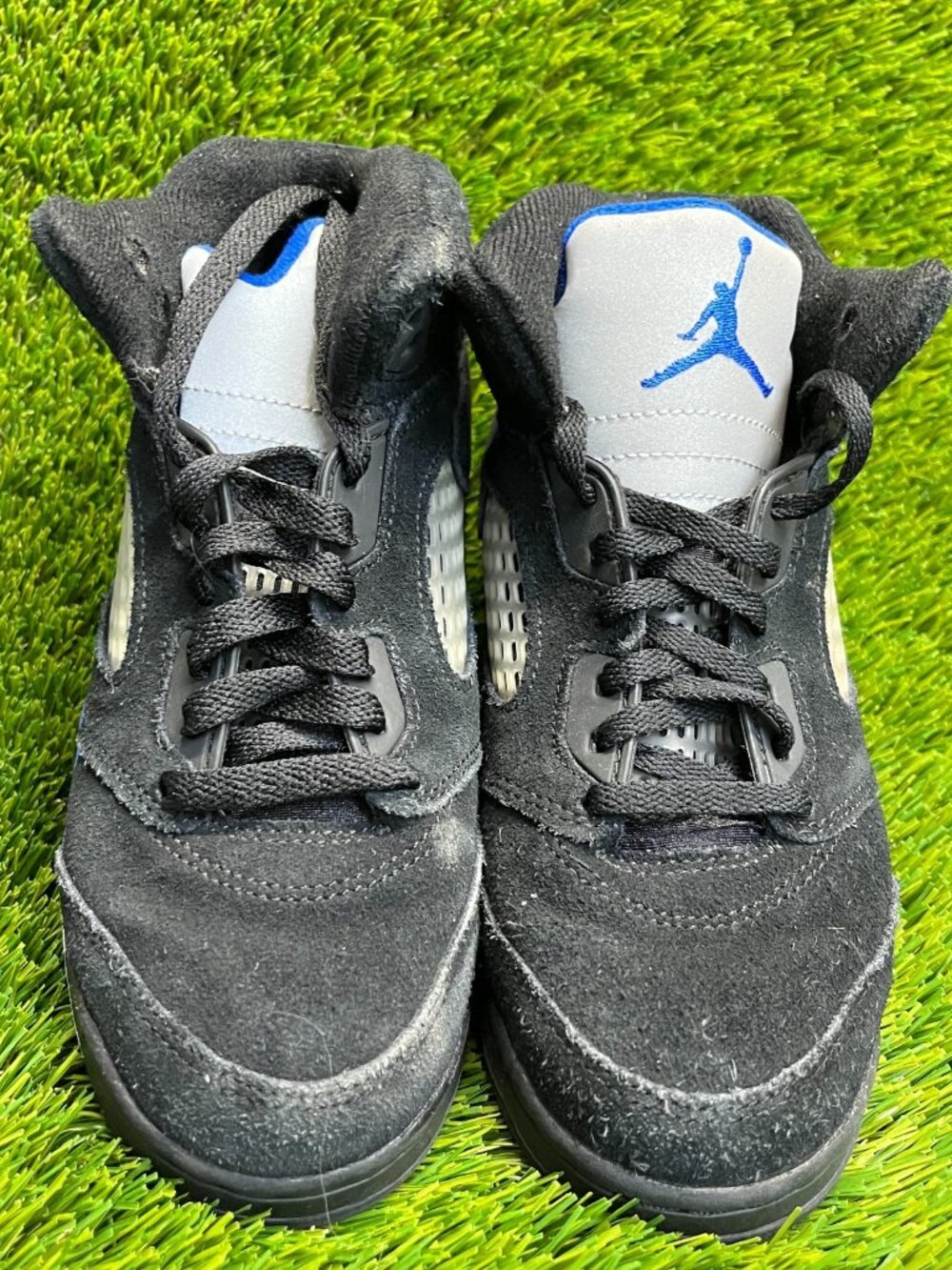 Nike Air Jordan 5 Retro Boys Size 3Y Black Blue Basketball Suede Shoes Sneakers - Picture 5 of 10